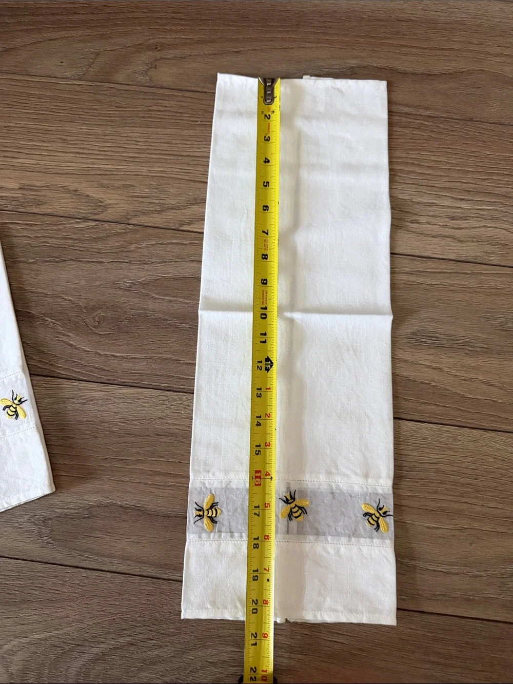 White Bee Embroidered Kitchen Towel - Set of 1